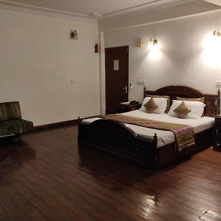 Hotel Blossom Shimla Exterior foto